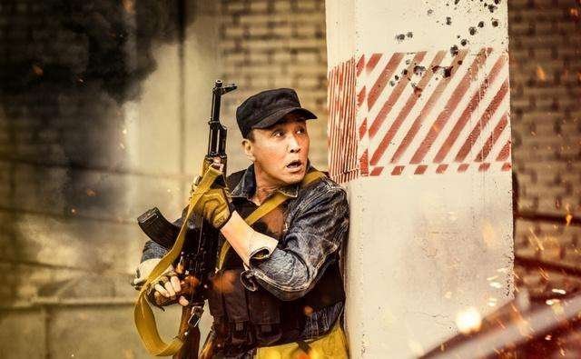 军人的职责是什么? 是保护百姓,保护民众,保卫国家,保卫和平. 冷锋做