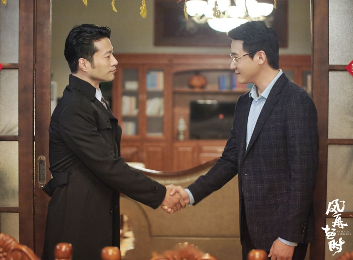 《风再起时》中,"黄金配角"韩童生饰演了剧中军区首