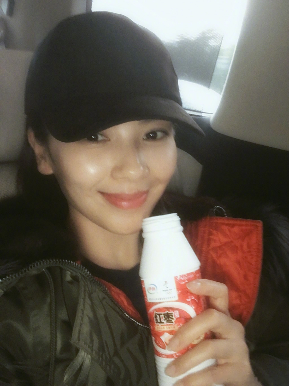 发张自拍除了养颜还得养啥?