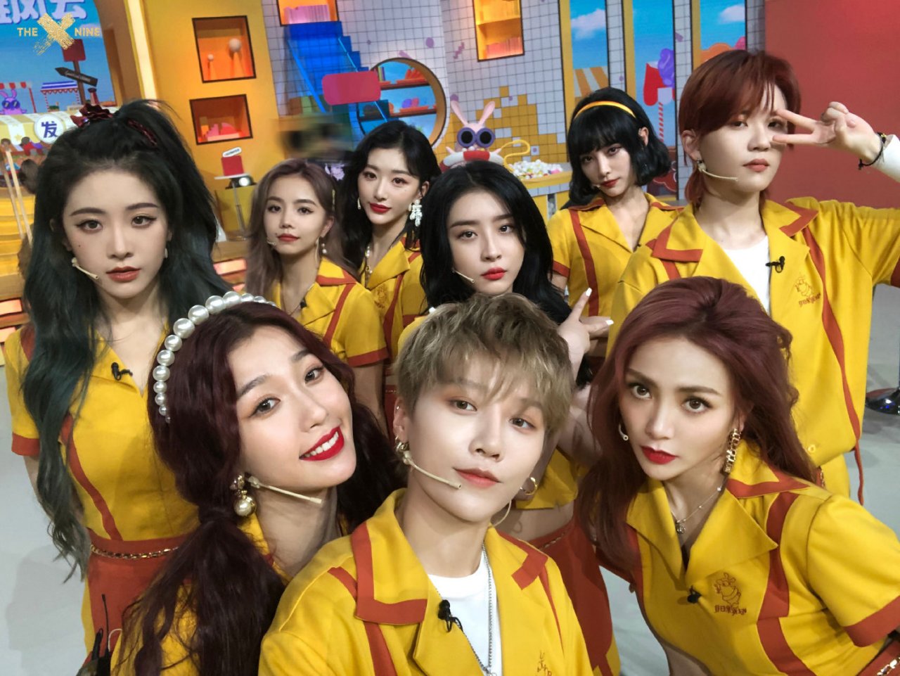 the9团综合照:刘雨昕,虞书欣,许佳琪,喻言,谢可寅,安崎,赵小棠,孔雪儿