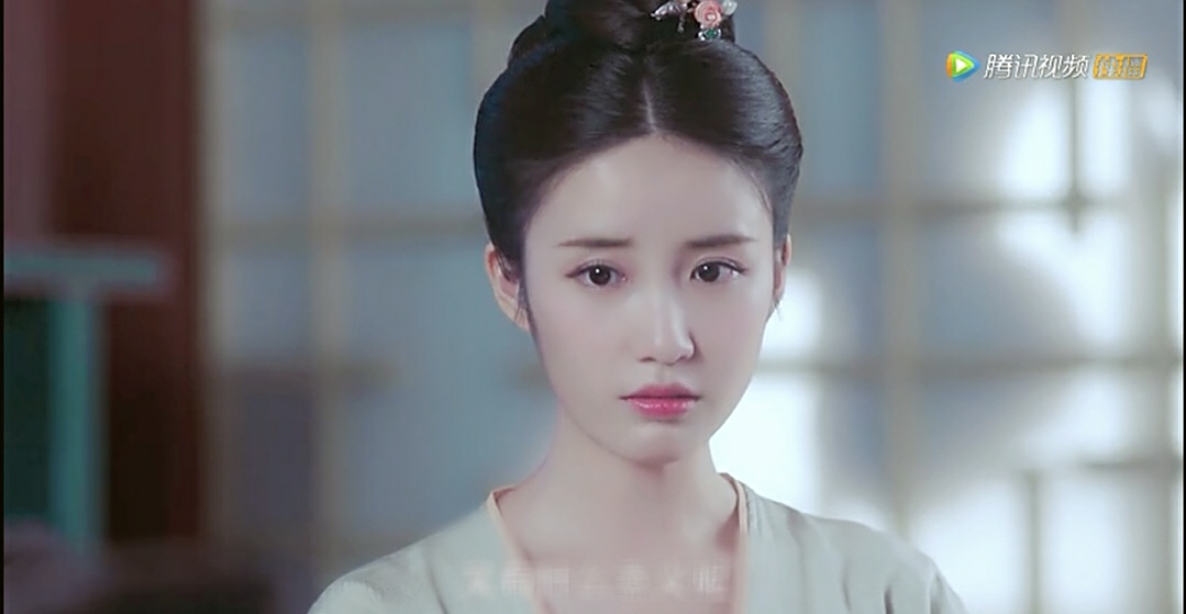 期待她更多的作品!米