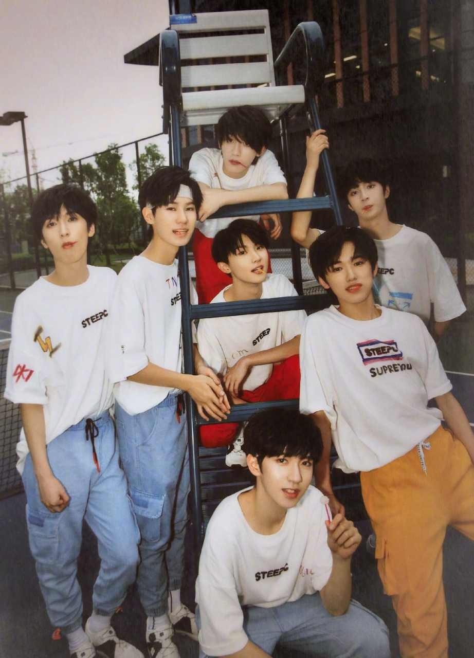 #时代少年团成团一周年# 2019.08.25-2020.08.25 马嘉祺,丁程鑫,宋亚