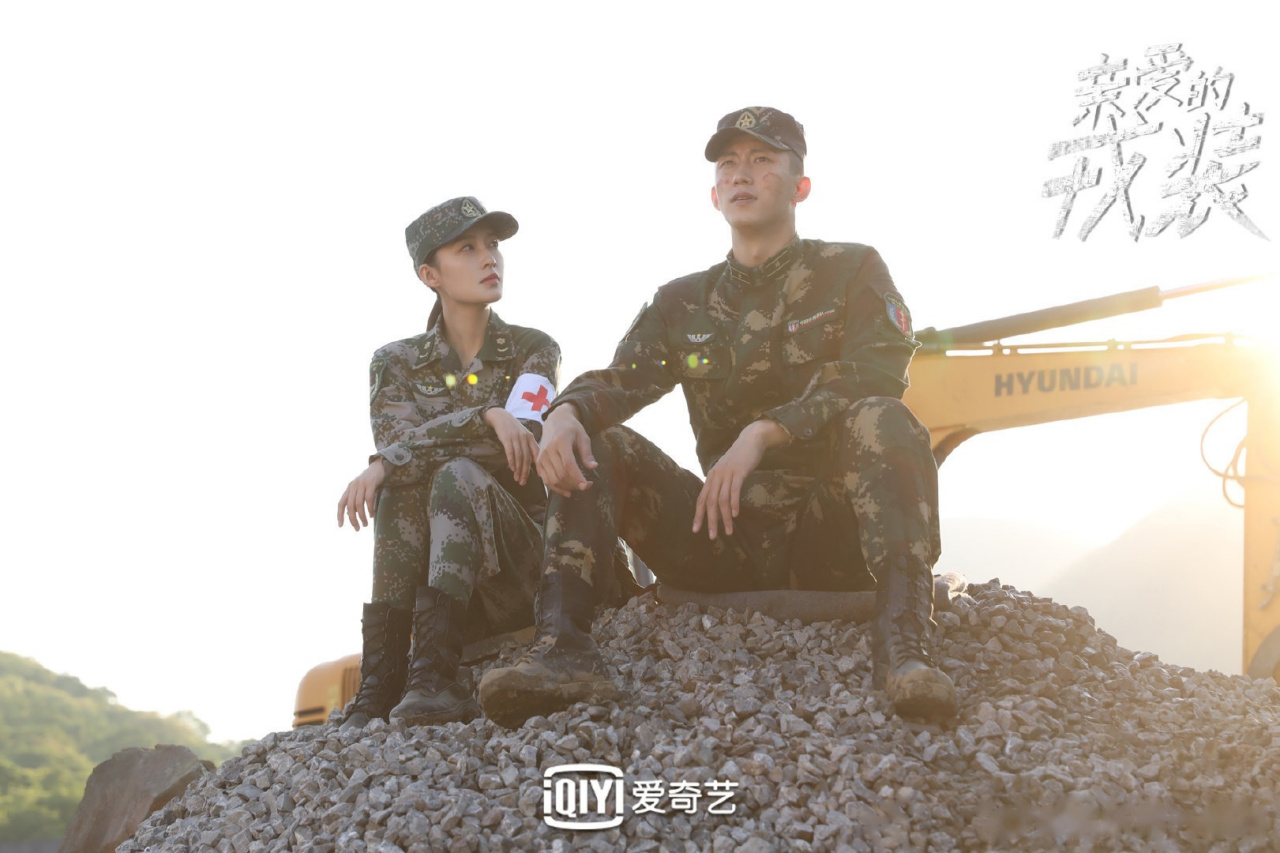 黄景瑜亲爱的戎装剧照,军装的黄景瑜也太可了吧!