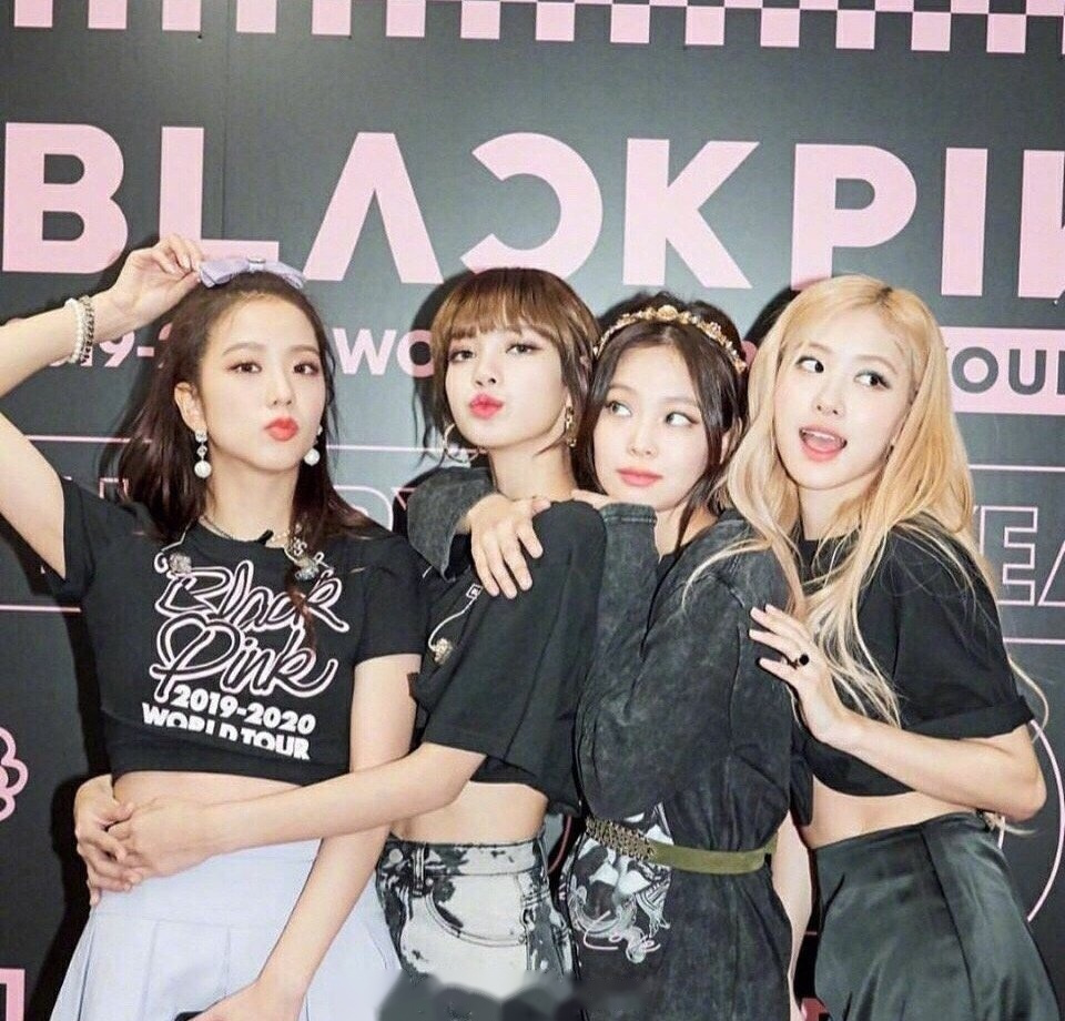 blackpink成为spotify史上流量最高的k-pop女团(210万流) !