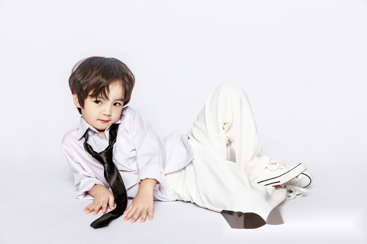 今日晚安答: 1,雨宝系大连人呀 2,雨宝的头发没有