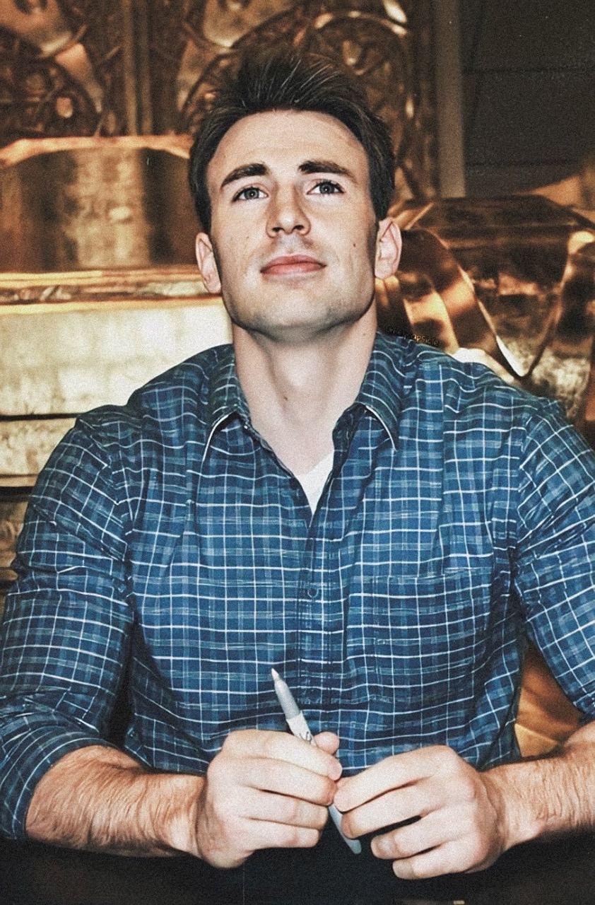 克里斯埃文斯长着一双藏着银河的眼睛啊