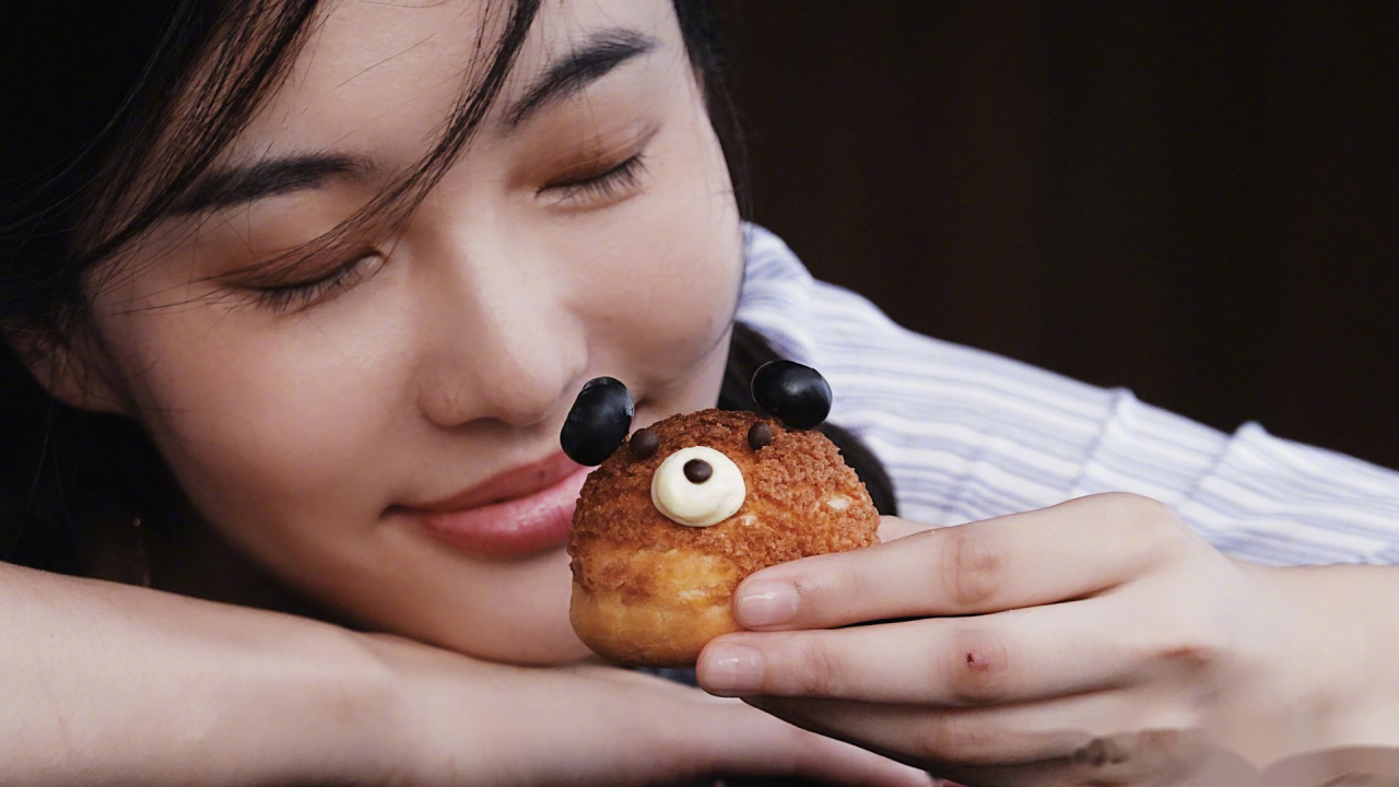 小宽老师说,美食是关于审美的行业,我举双手双脚外加内心灵魂的同意.