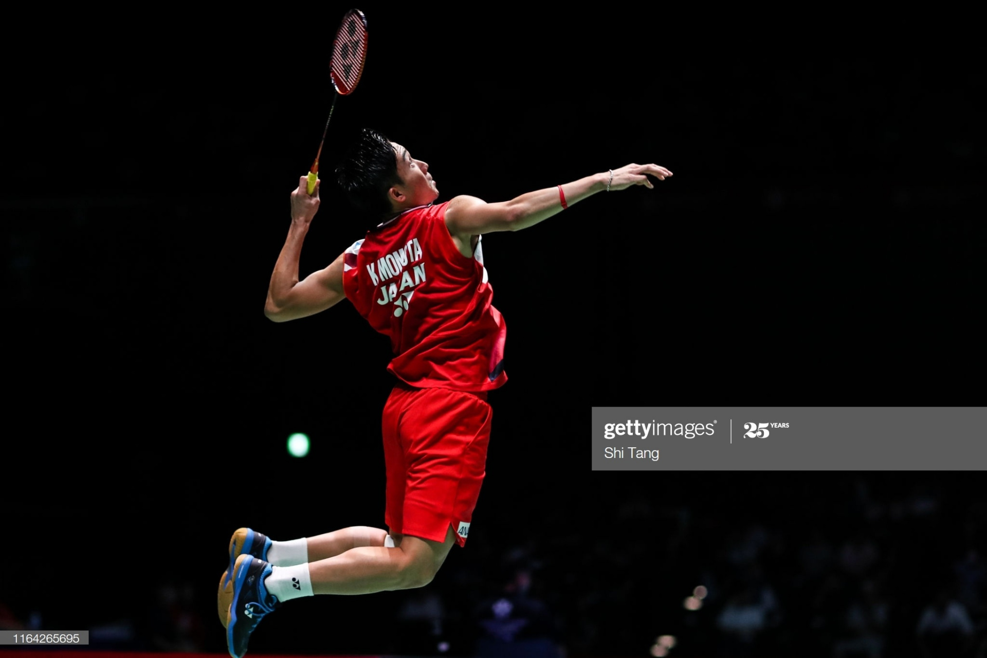 羽毛球# 桃田贤斗跳杀瞬间[赞啊] (图源自网络, 如有侵权请联系删除)