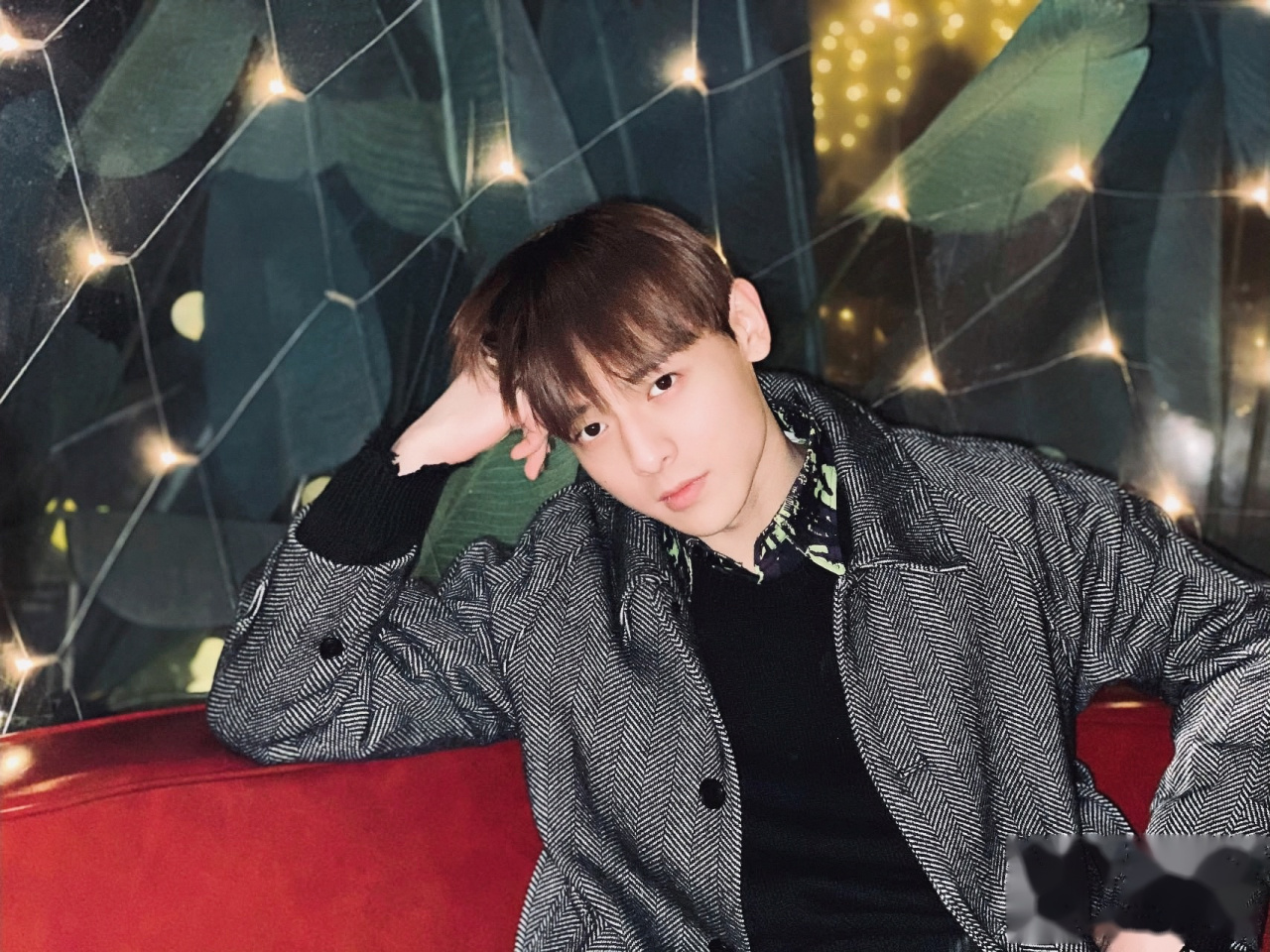 许久不见～ 就撰次一二乏善可陈的词藻感慨一下失去, 用两张照片在