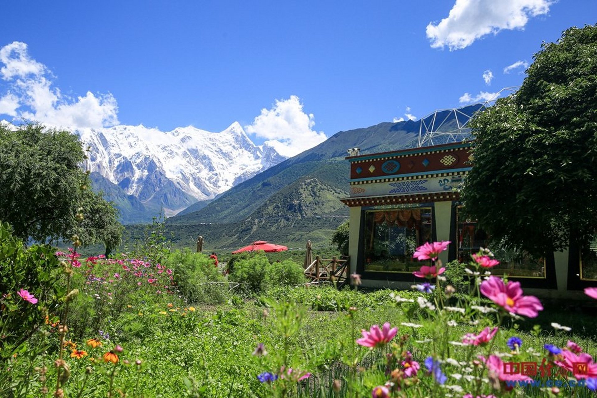 【来这个农庄看南迦巴瓦峰】林芝市米林县派镇索松村位于国家4a级景区