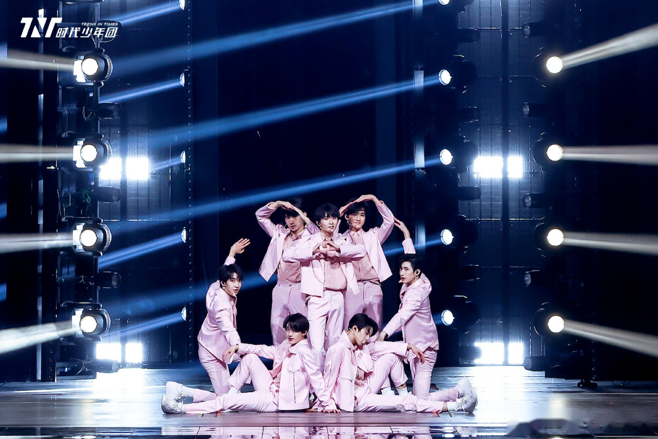 台风少年团组合