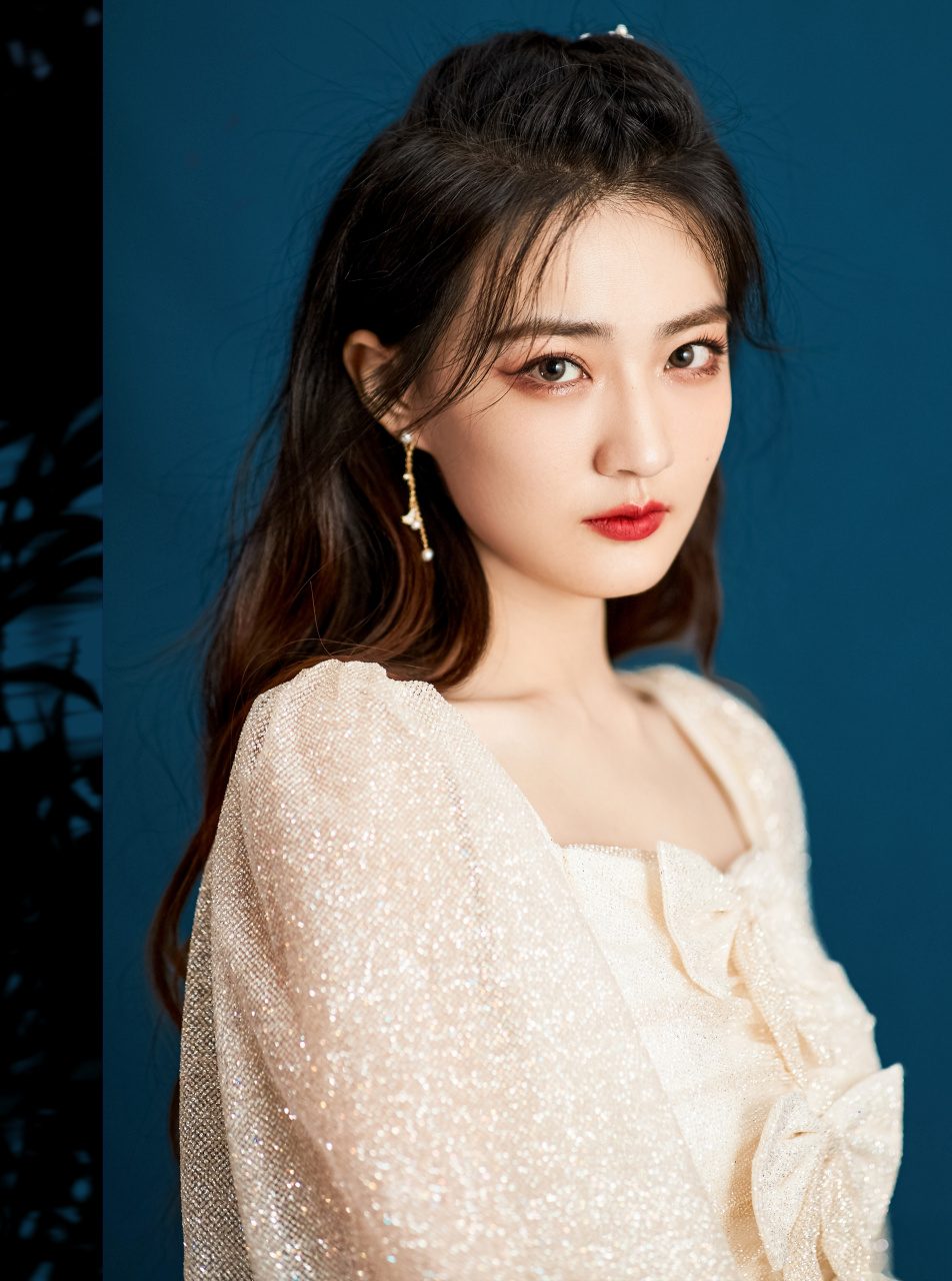 锁定今晚19:30 cctv-15 明晚 19:30 cctv-3