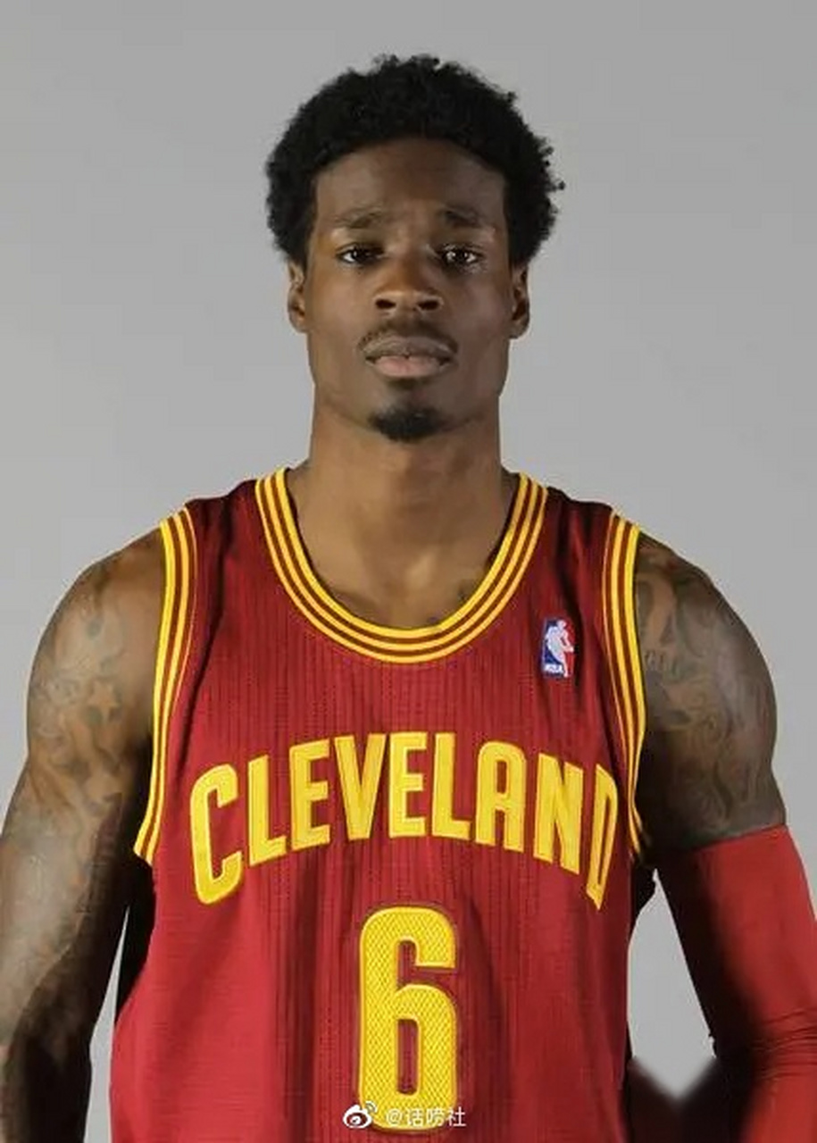 今天山东西王男篮传来消息,试训外援曼尼-哈里斯已经通过考察,将作为