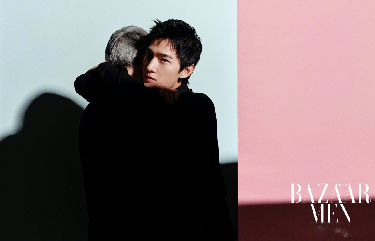 杨洋《芭莎男士》杂志大片 和各年龄段,各种身份的人甚至小动物佛别