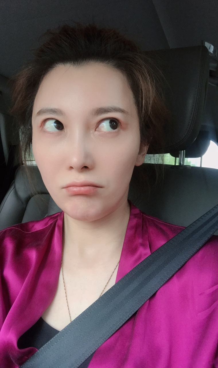 张棪琰 六月,一不小心有点忙～每一个角色希望大家都喜欢 二傻二傻的