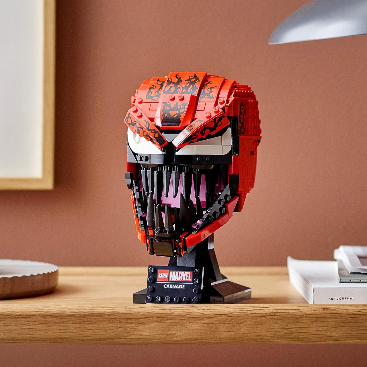 乐高发布了2021年首款头盔新品,76199 carnage, 作为蜘蛛侠宇宙中重要