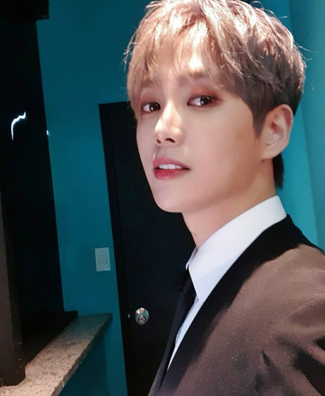 韩国男团成员yohan去世#据韩媒,男团top secret成员yohan(本名金正焕