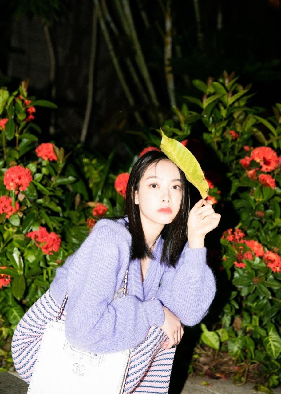 豆姐安利[心] @宋茜夏天穿毛衣  @宋茜 成熟女艺人的日常绿洲营业啦