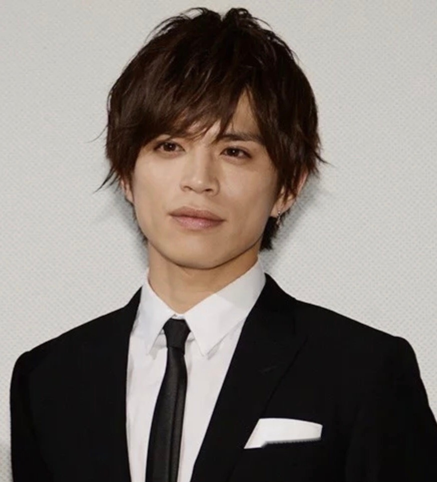 10日,日本演员山本裕典所属社发文确认其感染新冠肺炎.