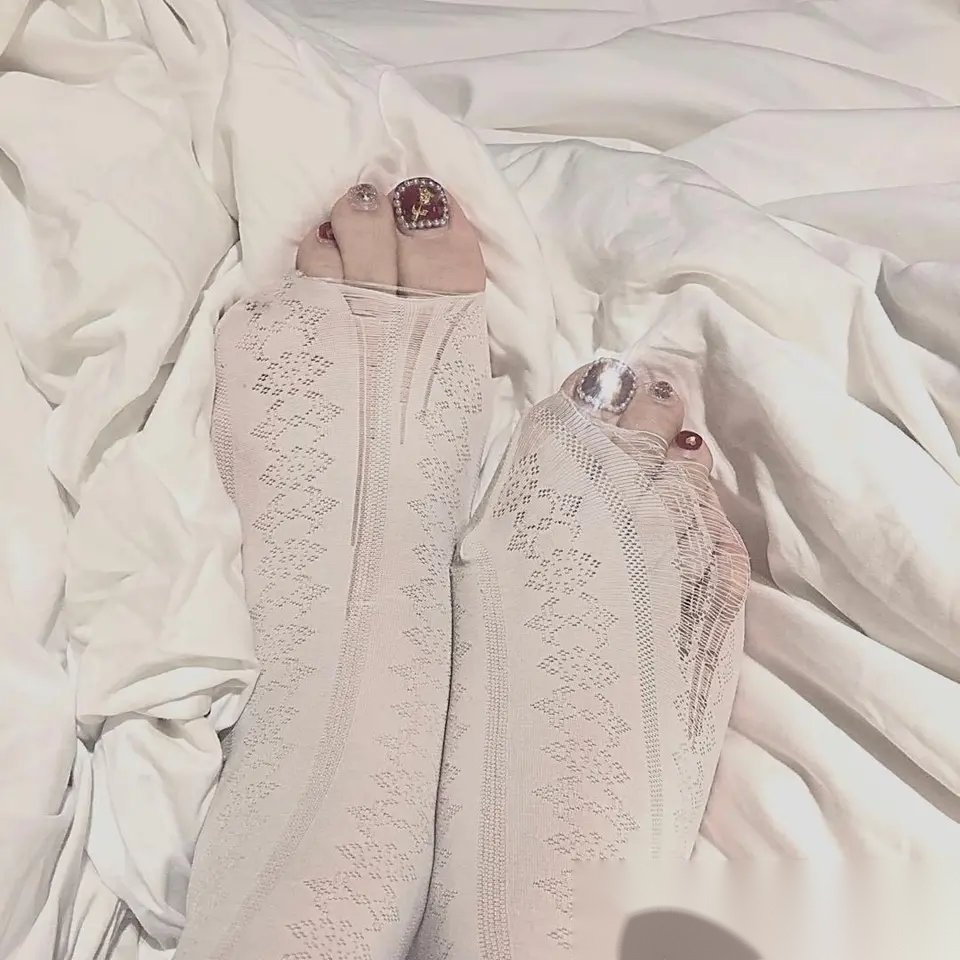 你体验过脚趾头的这种感觉吗?鲁照华的袜子