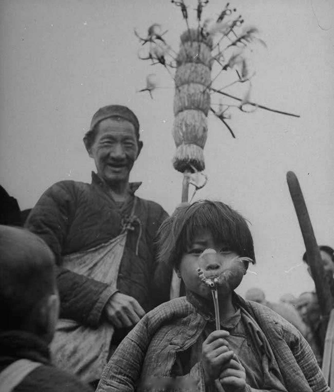老照片:回顾1940年的中国社会民生百态.
