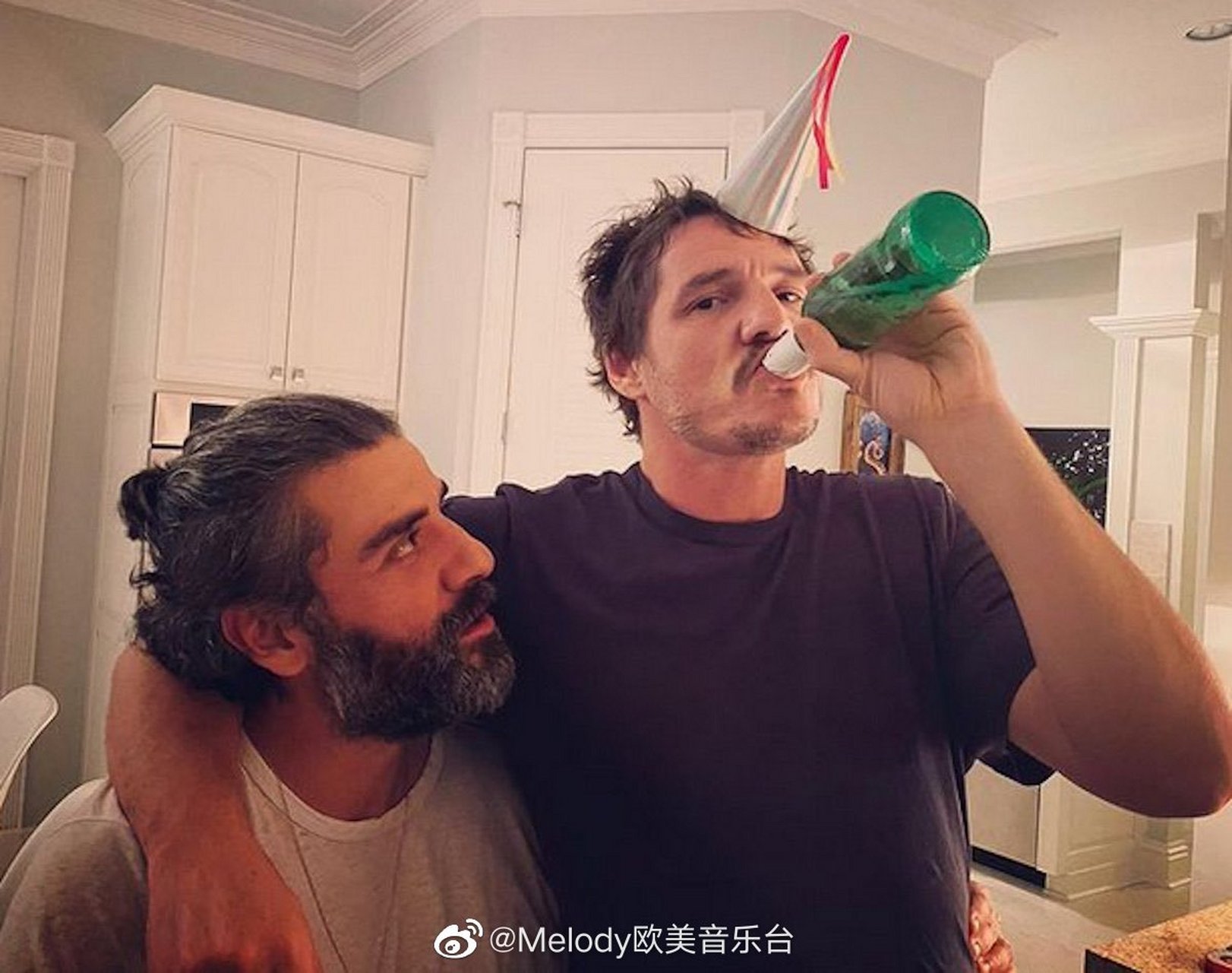 Oscar Isaac图片