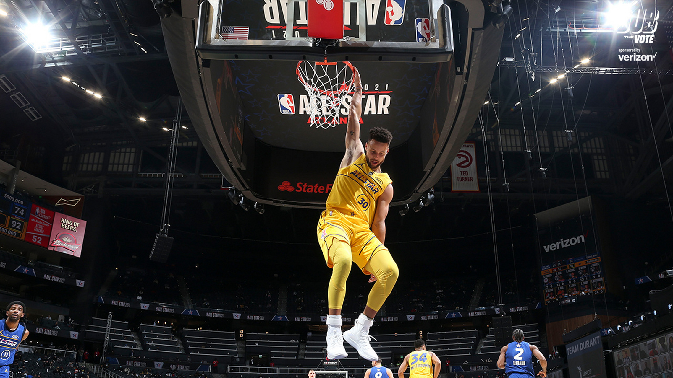 库里扣篮高清图来了!