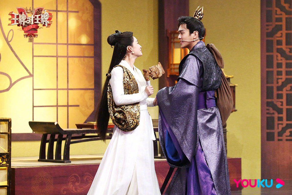 王牌对王牌#@李沁挽张若昀就是吃范闲,张若昀和林婉儿@李沁 的糖今晚