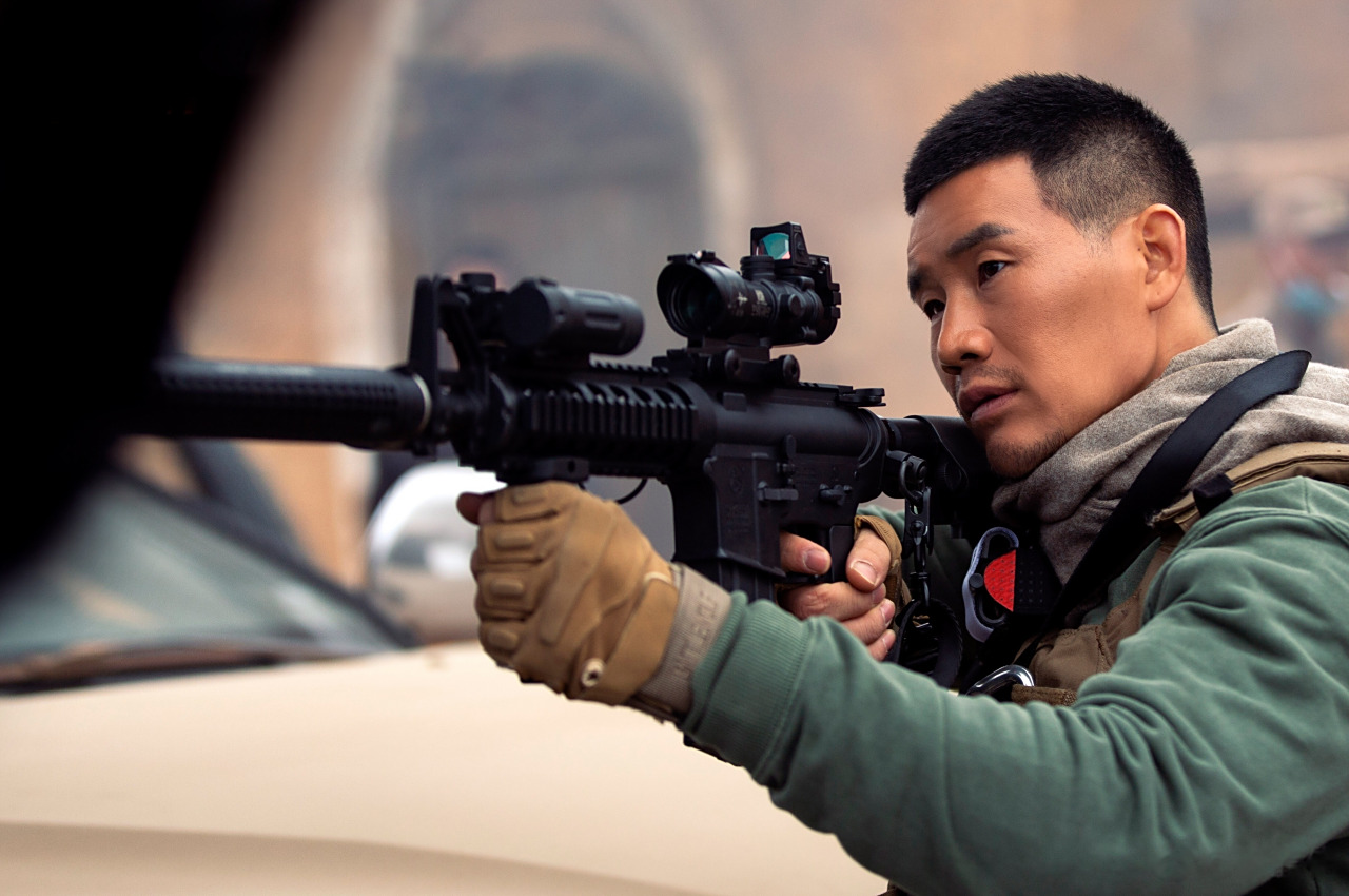 参与拍摄电影《猎鹰突击》,非常庆幸自己能生活在强大和平的国家,今日