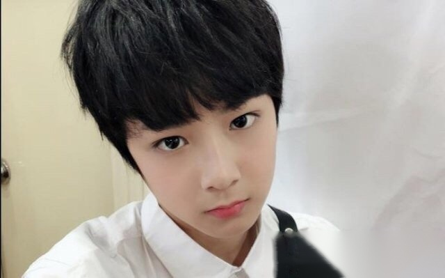 西南最帅小学生刘耀文!再添实锤!