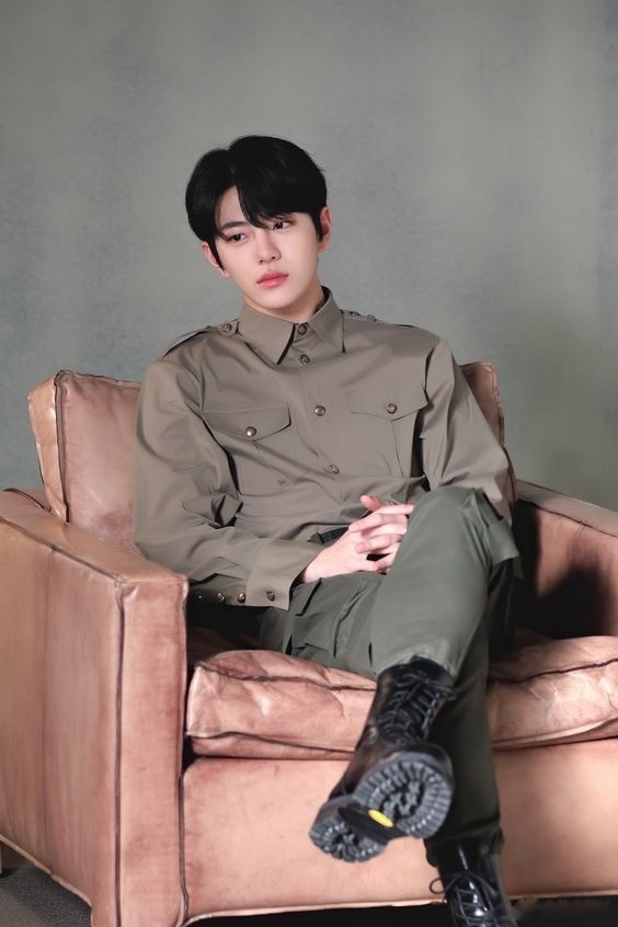 你是的可爱忙内,也是《a-teen2 》中让人心空的柳周河,拥有温暖治愈