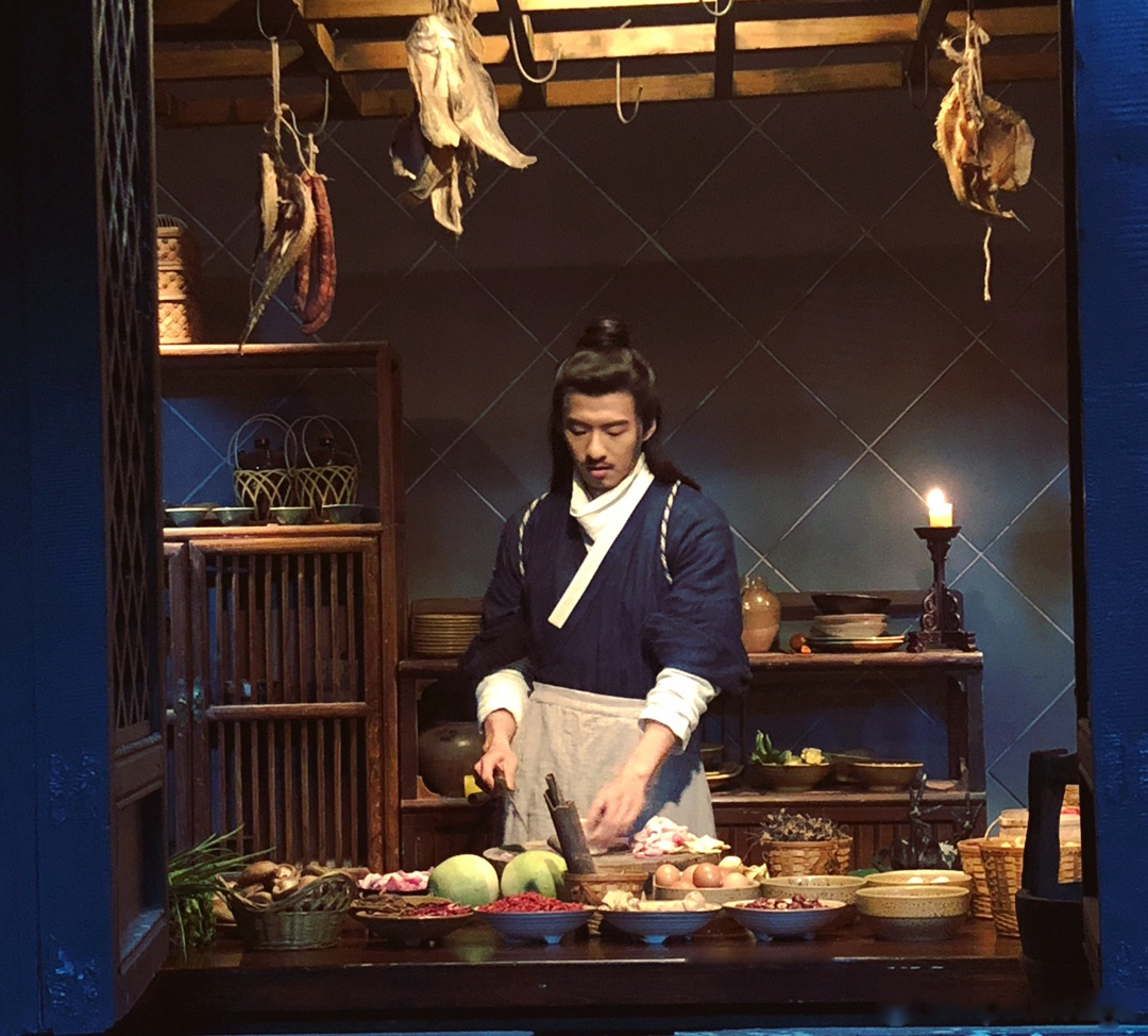 电视剧成化十四年#加餐?隋唐小馆的大厨表示做饭的速度要跟不上了.