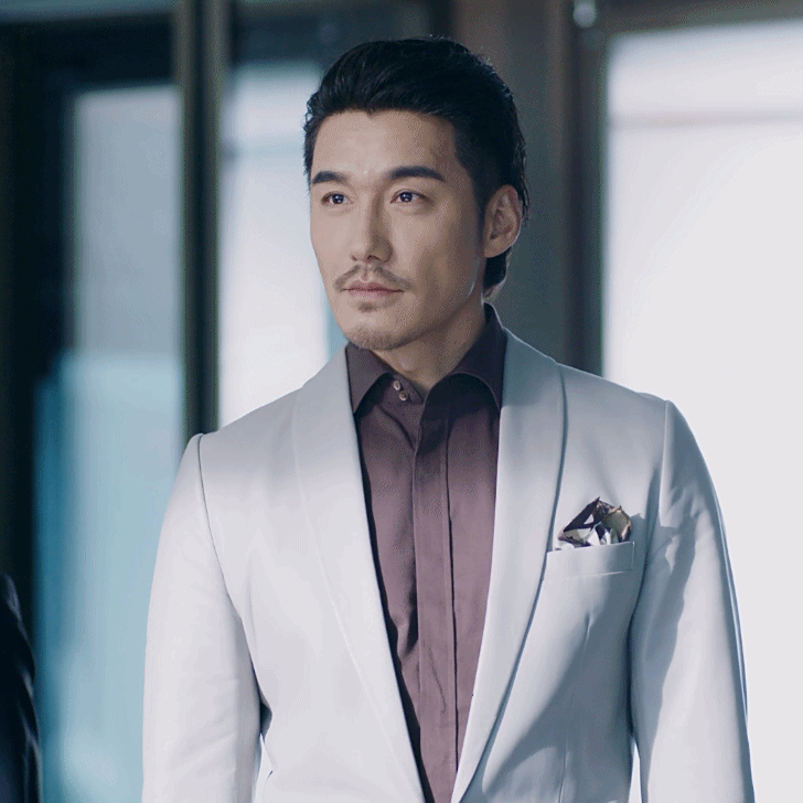 胡兵眼神杀胡兵饰演的苏屿山苏总简直就是霸总本人啊!