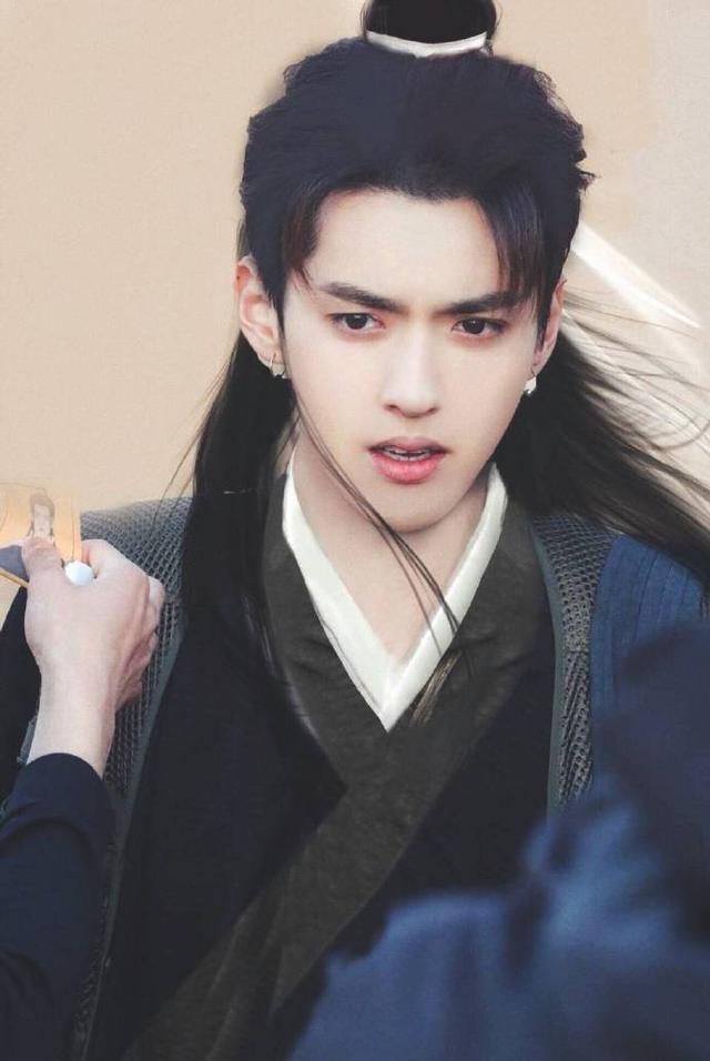 吴亦凡# 哥哥的古装造型真的也很可简直帅炸了!