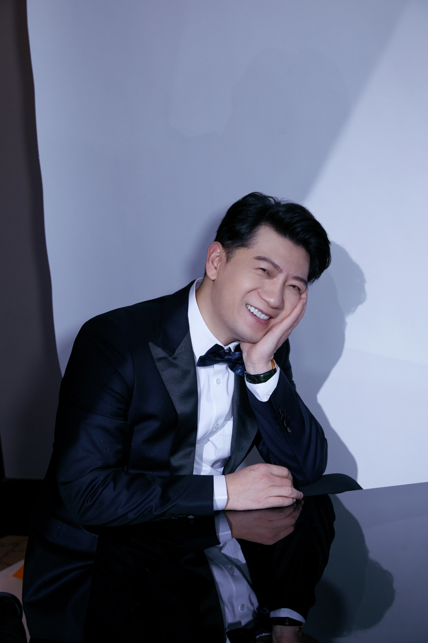 哈哈哈哈哈发布会 旅行团田雨来报道!今天的我年轻吗?