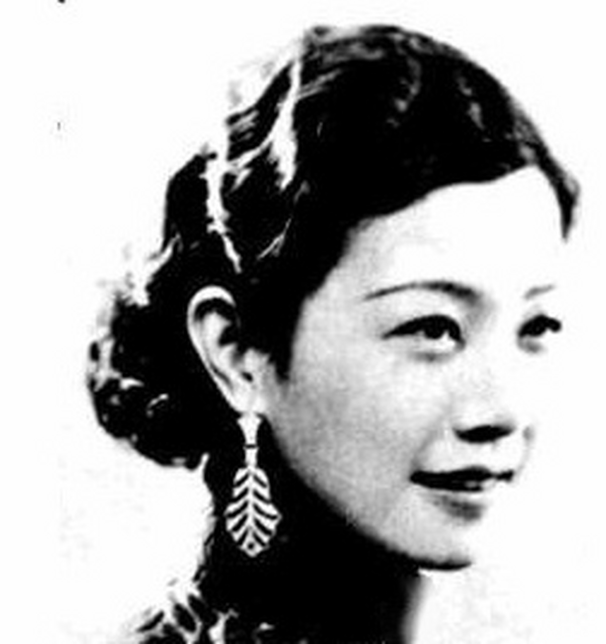 "几十年过去了,随着对阮玲玉