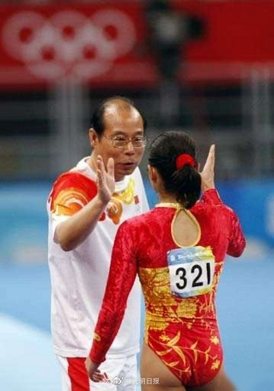 【中国体操功勋教练陆善真突发心脏病逝世[蜡烛]】据体坛周报 消息,前
