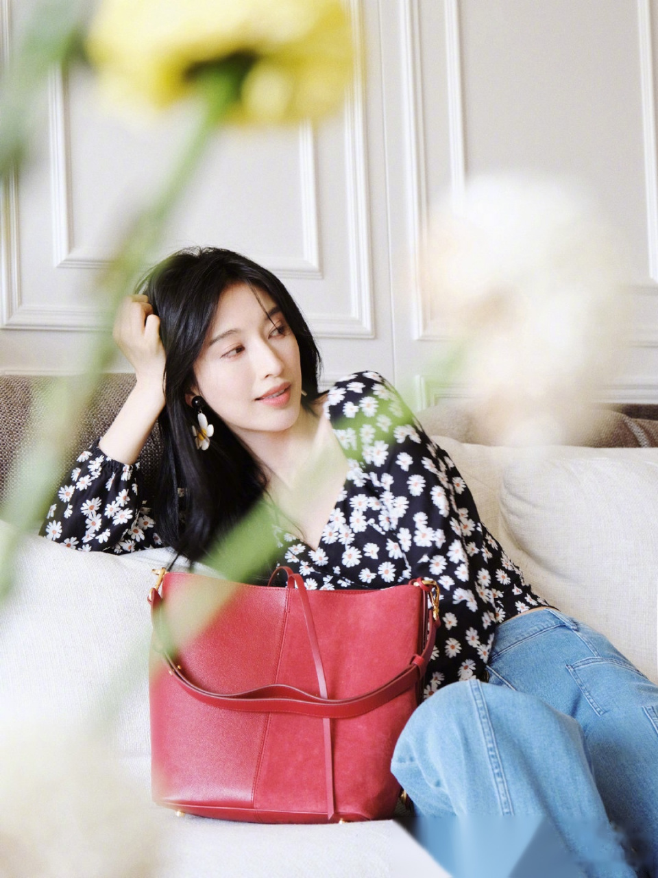 张俪#  完美弧度的锁骨天鹅颈 夏天就是这么的养眼