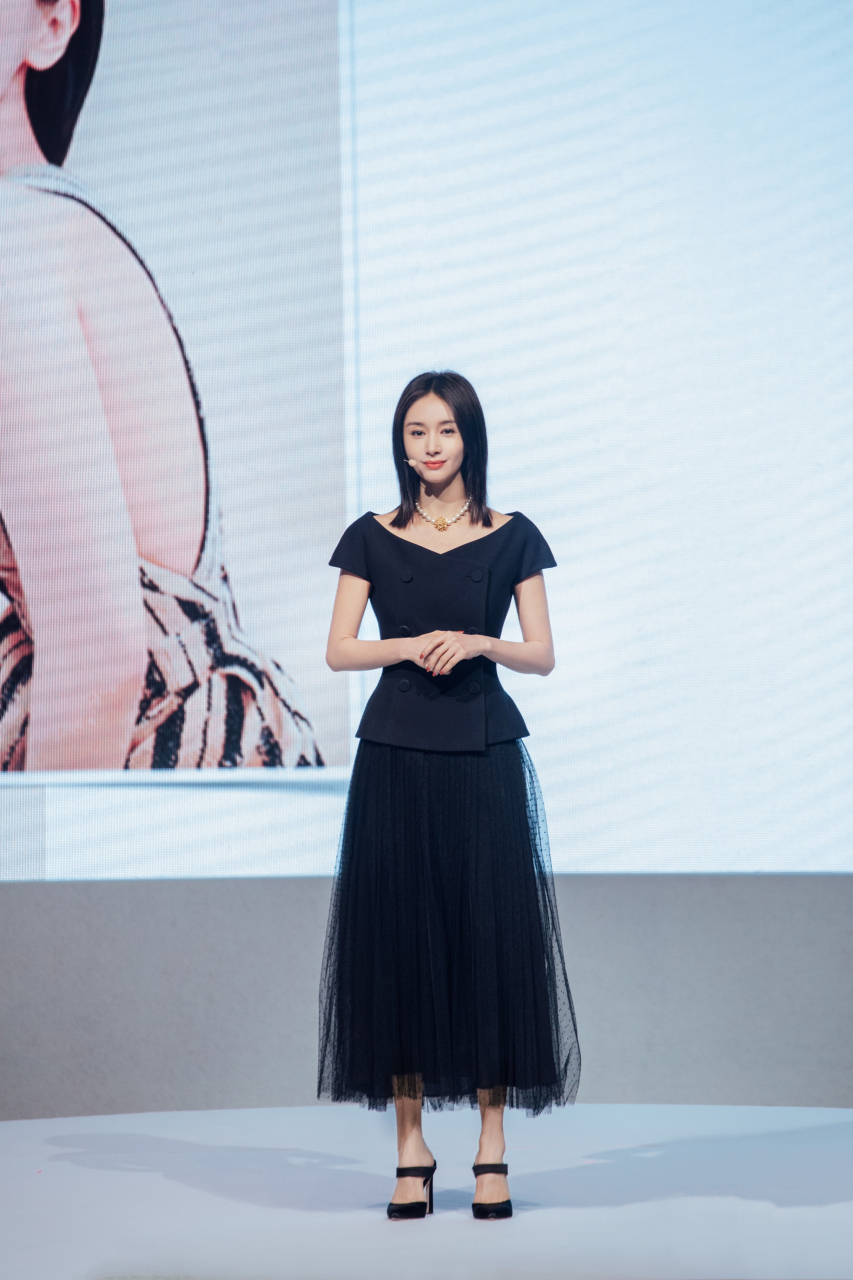 王子文# 敢做敢为,感知更好的自己.