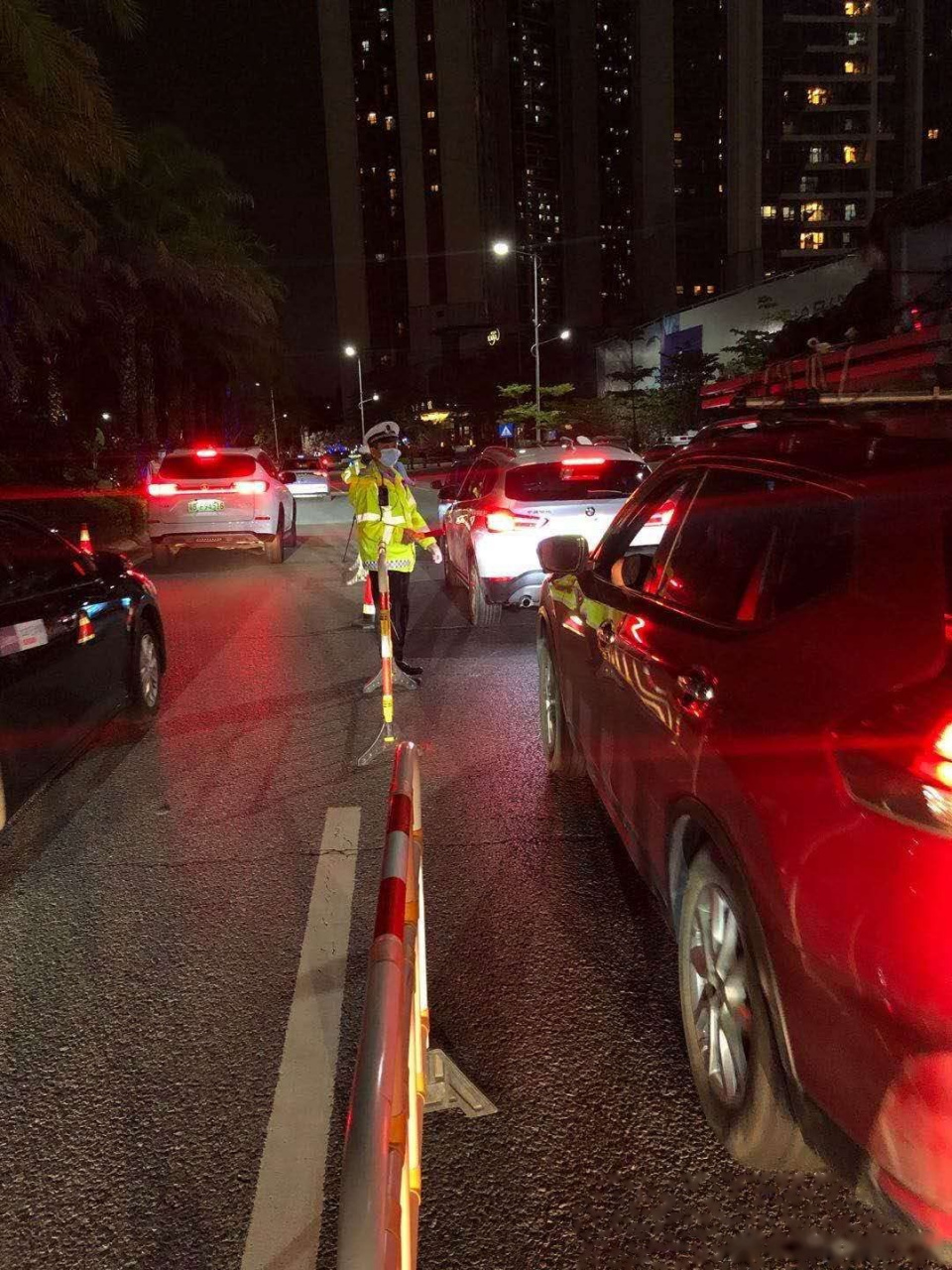 猎虎行动中嘻嘻