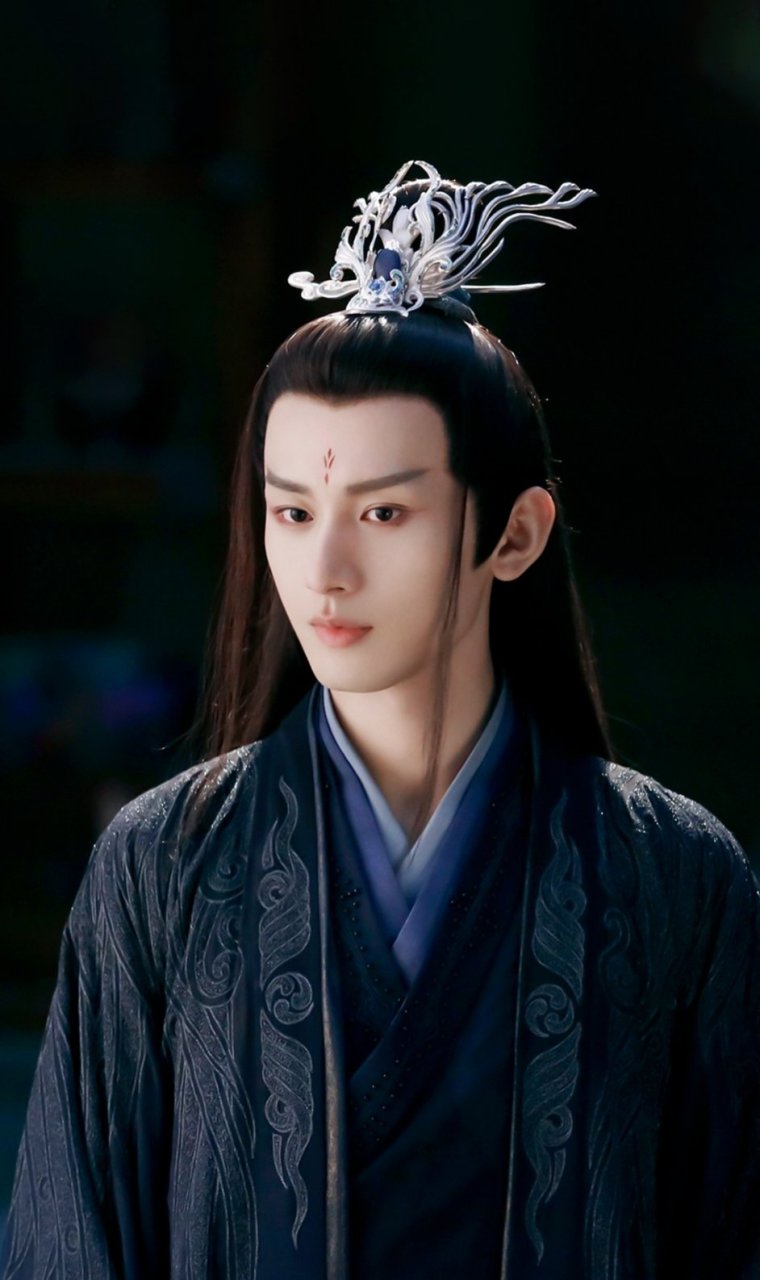 成毅袁冰妍主演的电视剧琉璃给男女主买的热搜: 怀念意气风发的司凤