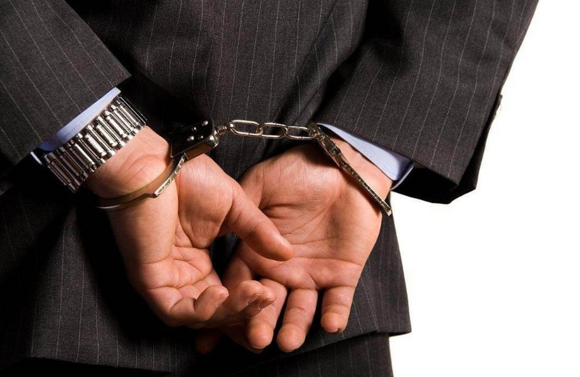 【河南灵宝首富涉黑案调查:抢金矿致11死 曾违规办