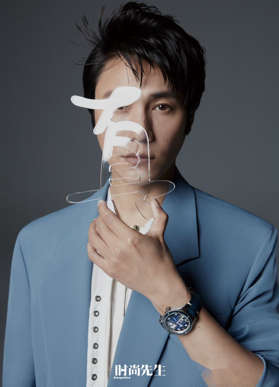 据悉,此次为陈坤八次登封《时尚先生》.