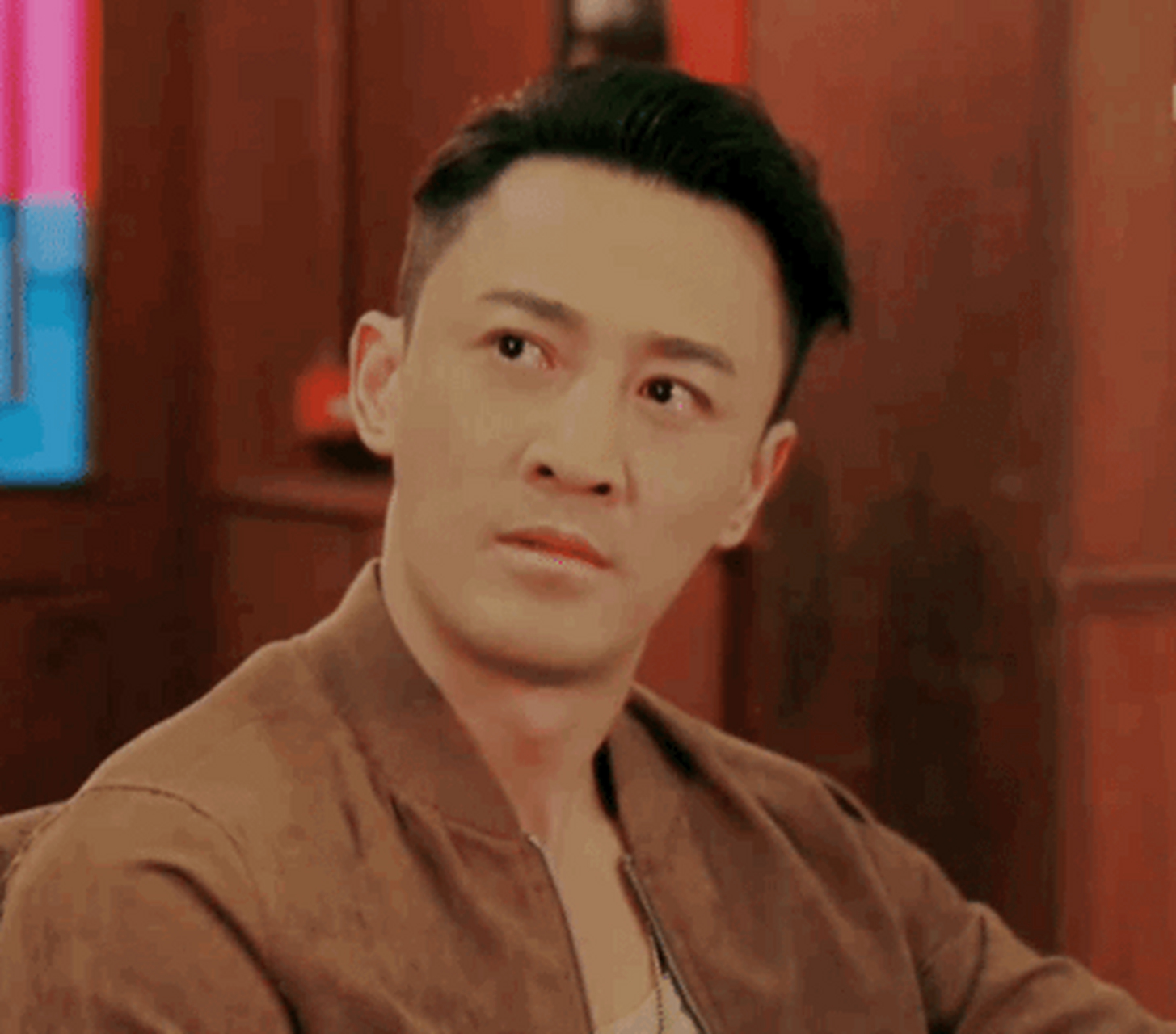 林峯眼睛一秒充血《使徒行者3》剧情好绝!