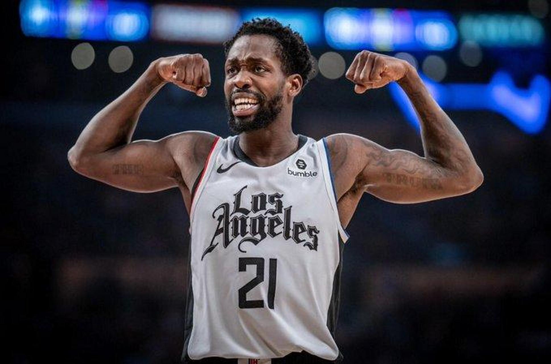 贝弗利缺阵快船17胜19负