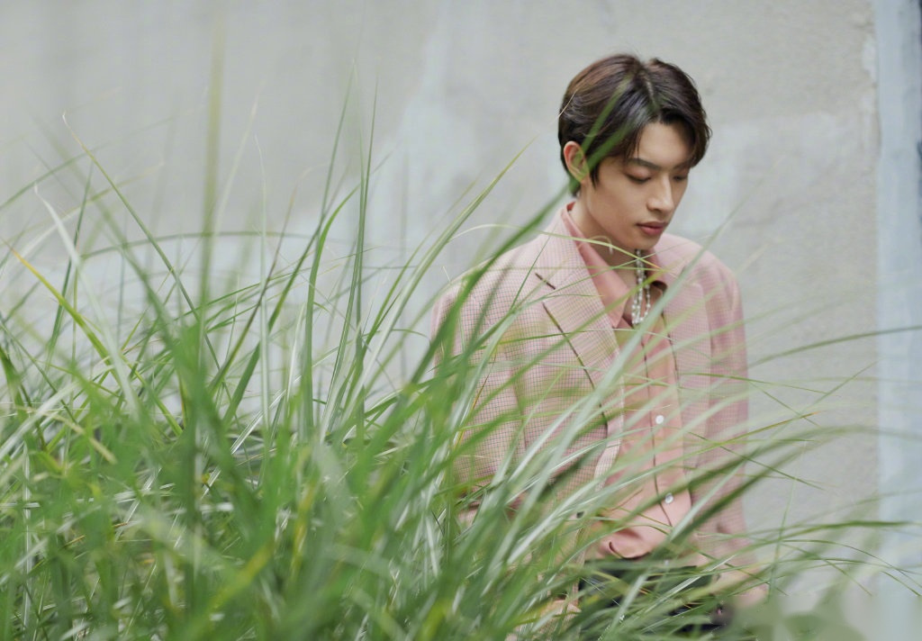 木子洋 你的粉色系温柔男友@木子洋 在等你