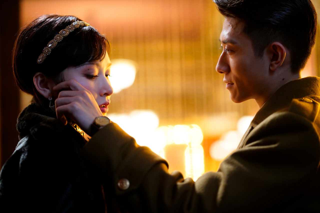 演员张一山特别man的去救@李萌萌这一段真的看哭