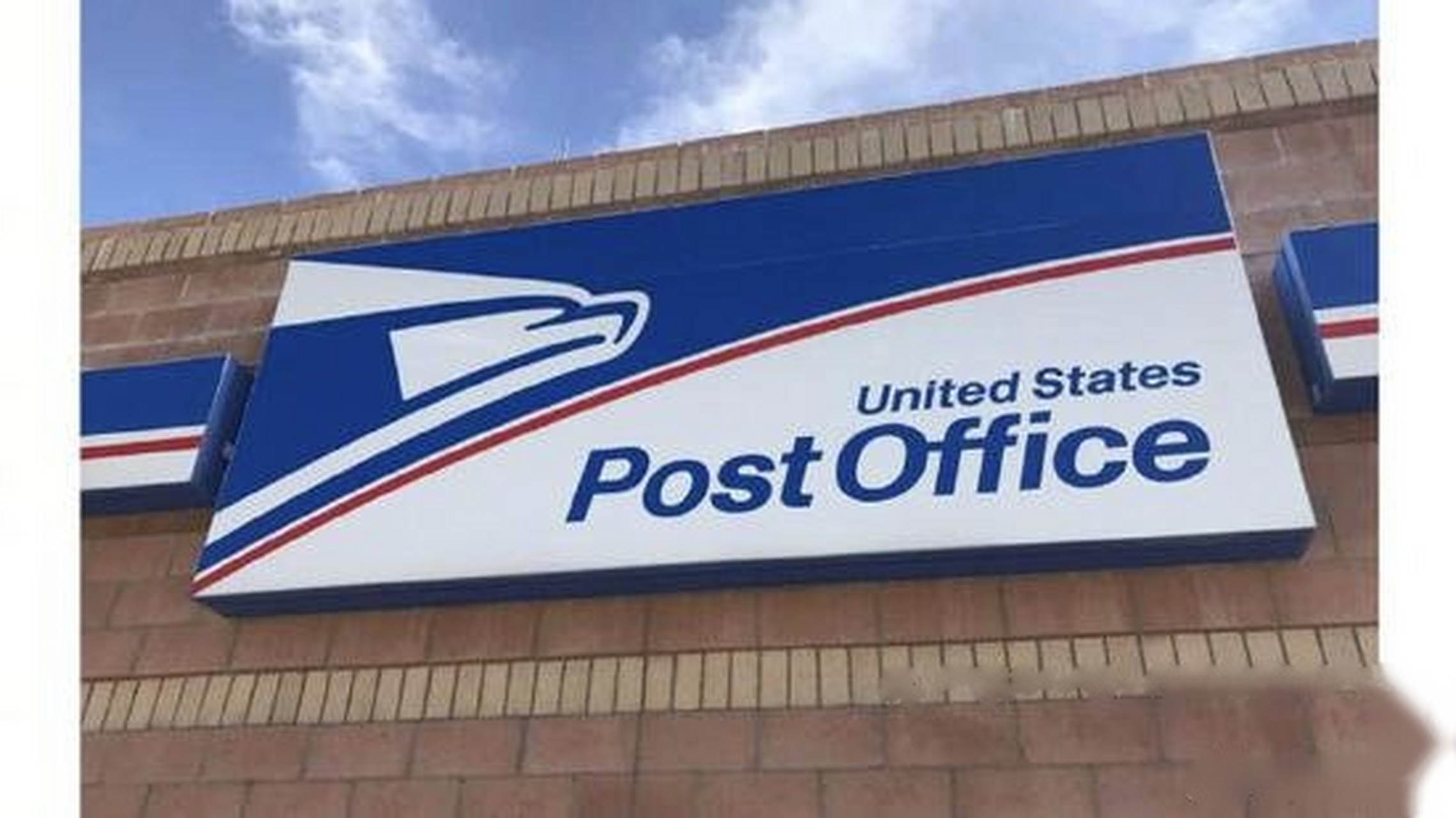 【美国邮政局面临破产危机 申请政府援助被拒】美国邮政局(us postal