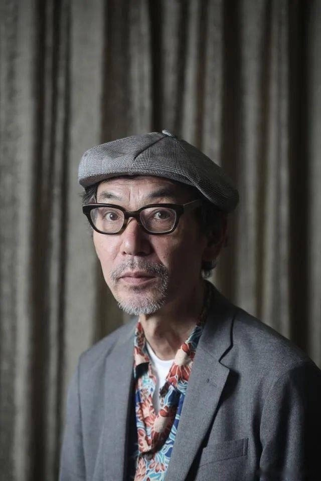 铃木常吉曾为《深夜食堂》演唱过主题曲.