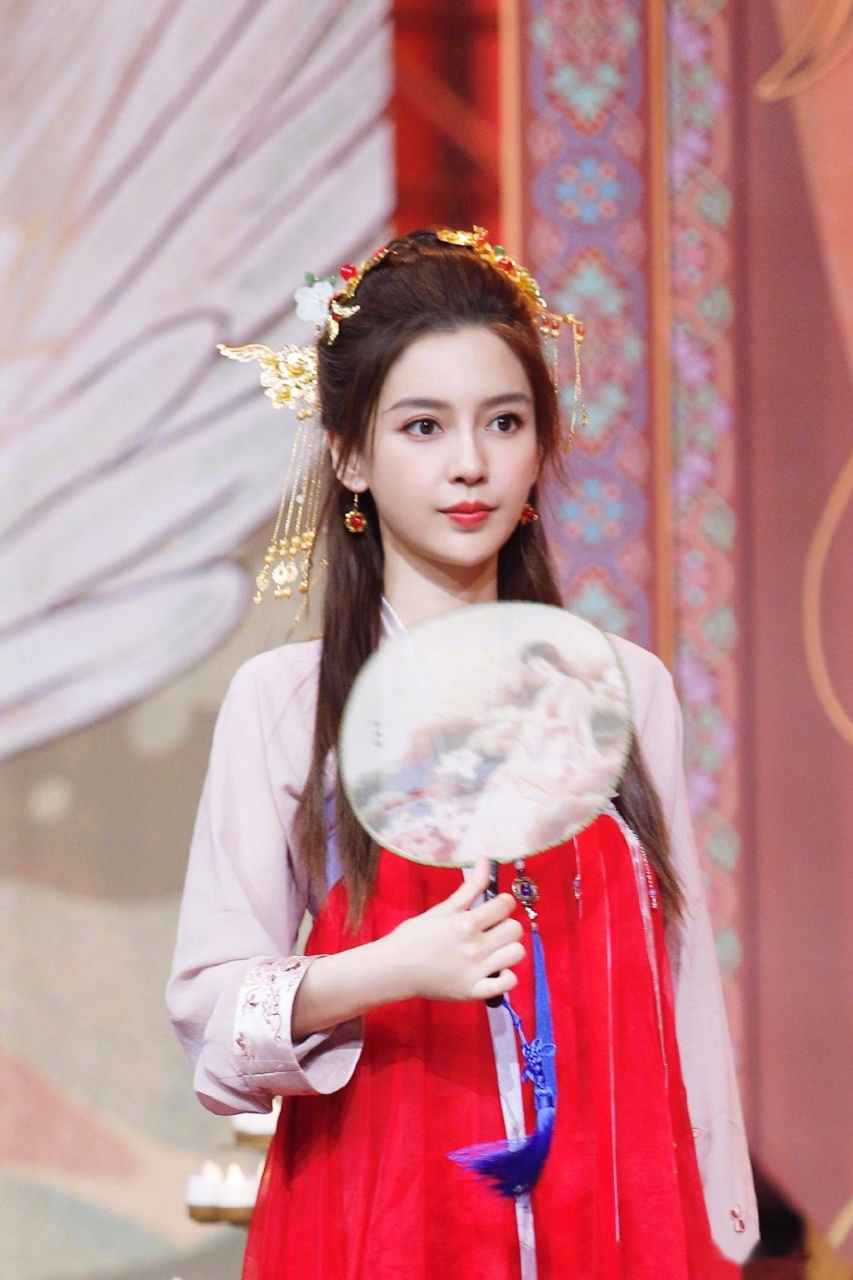 baby古风造型惊艳亮相,一颦一笑一回眸,万般情藏于其